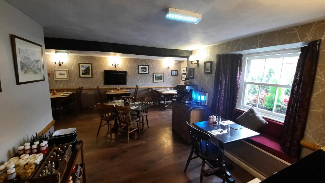 Kings Arms Hotel Hawkshead Exterior photo